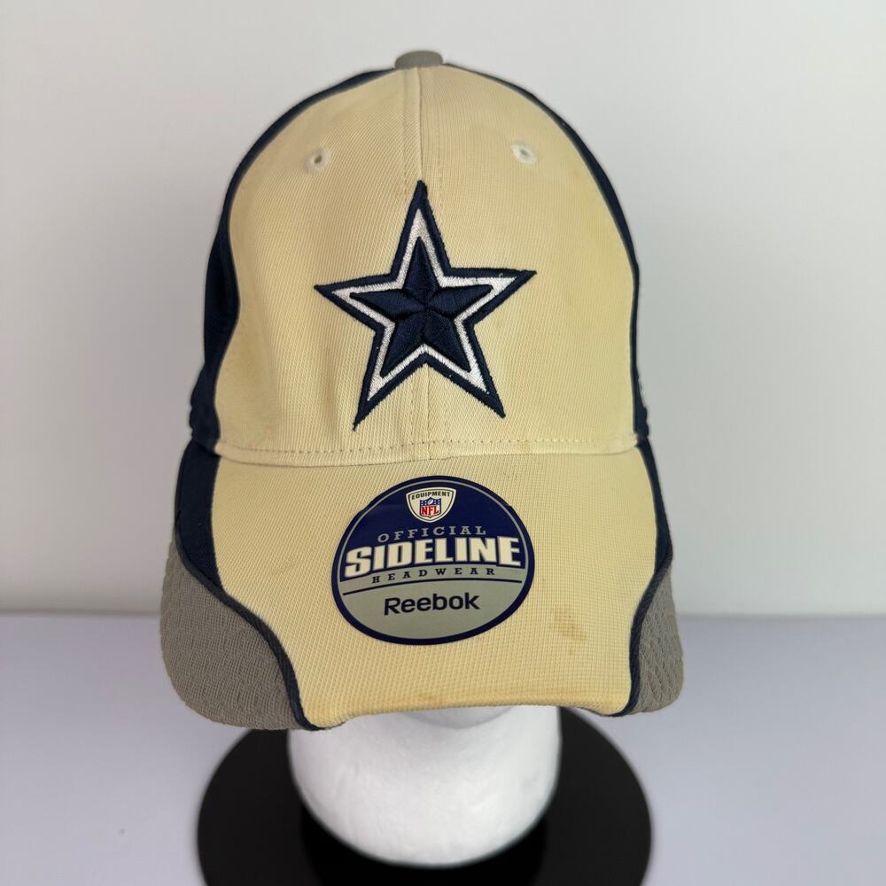Dallas Cowboys Reebok NFL Official Sideline Hat Beige Navy Size L/XL Fitted Hat